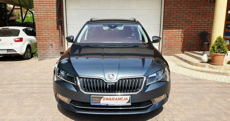 Skoda Superb cena 81300 przebieg: 135590, rok produkcji 2017 z Rzeszów małe 781